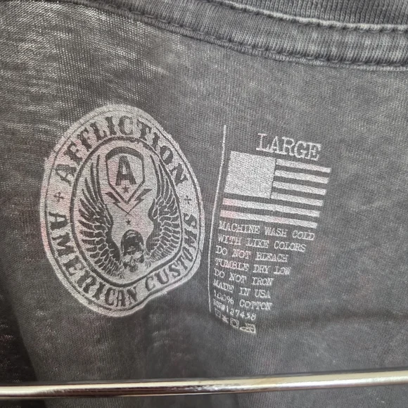 AFFLICTION Miesha Tate Cupcake T-shirt UFC MMA Grunge Womens Large - Picture 4 of 11